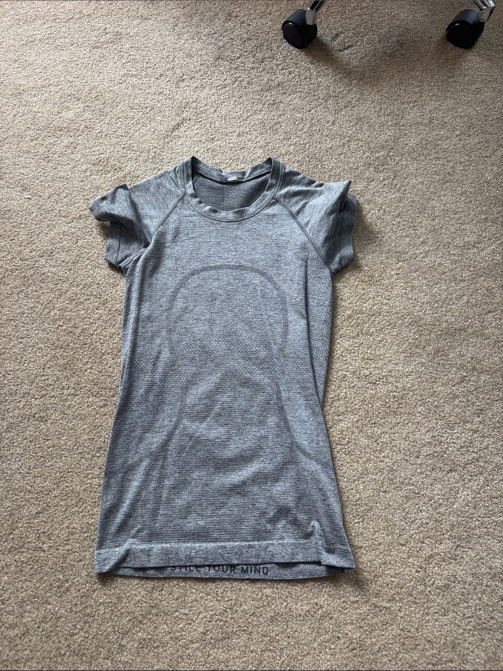 Lulu Gray Women's Short-Sleeve Active Tee